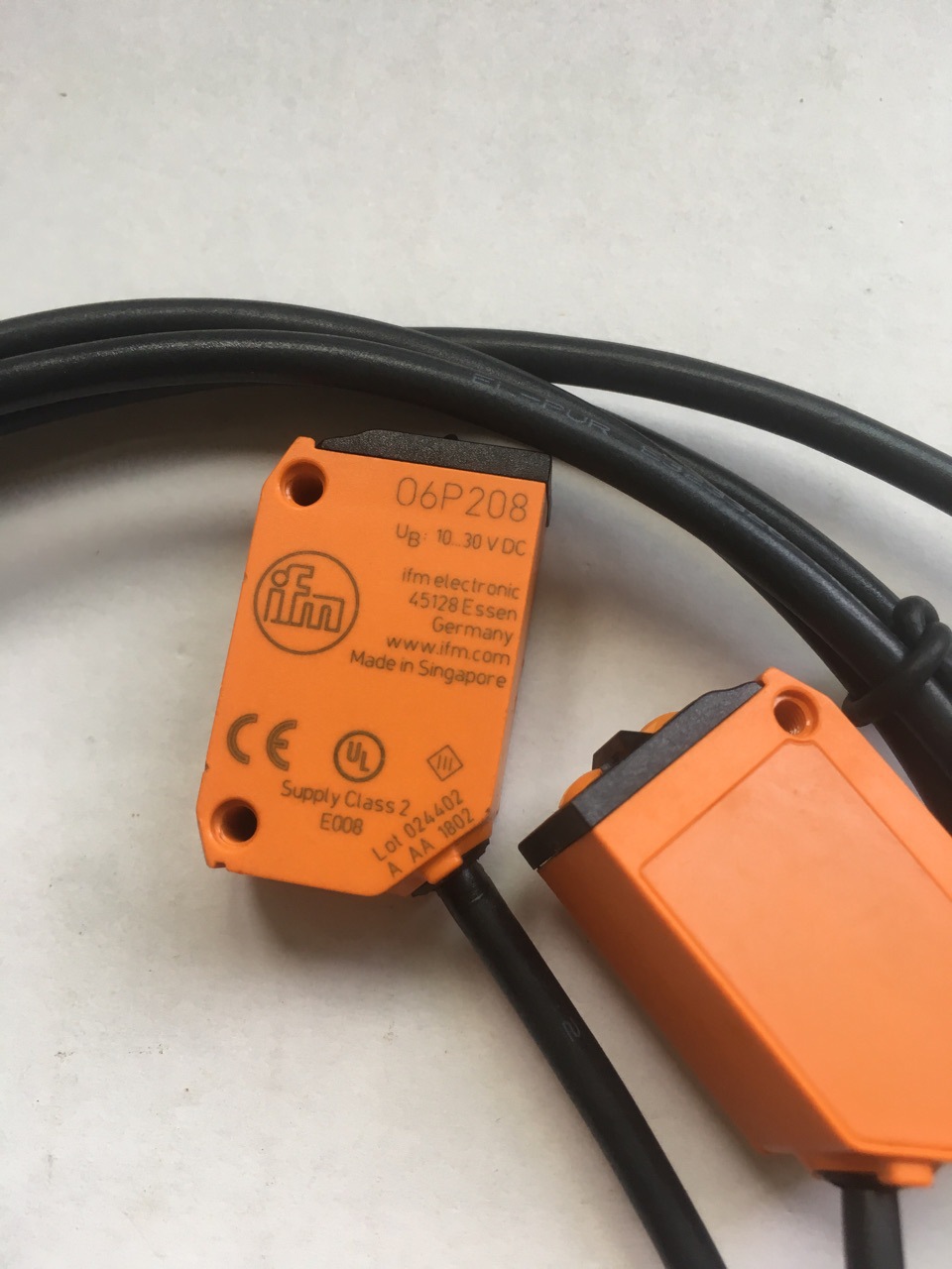 可见光背景消隐 IFM O6P208