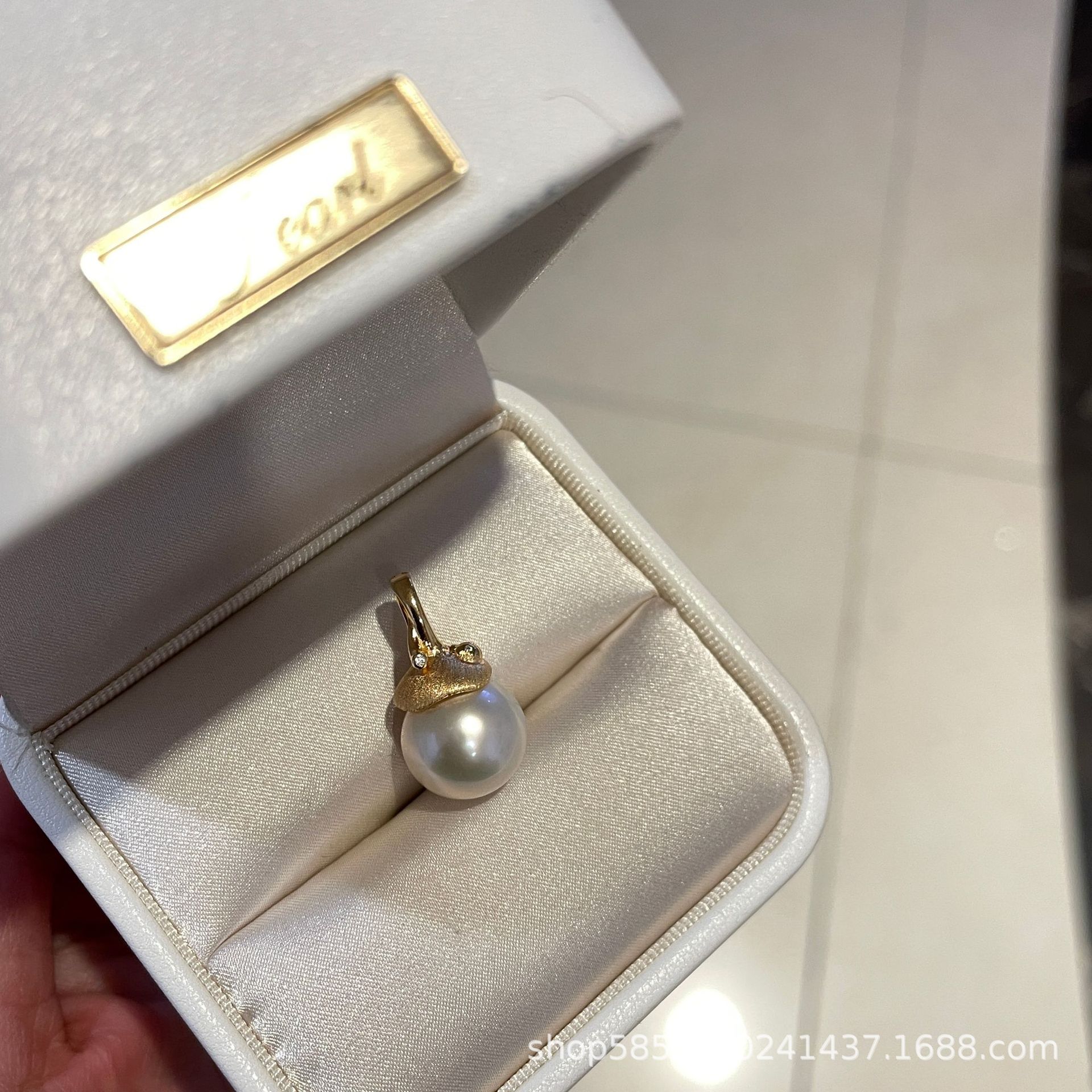 에디슨 화이트 비즈 스털링 실버 솔방울 유니버설 버클(무료 스털링 실버 체인)