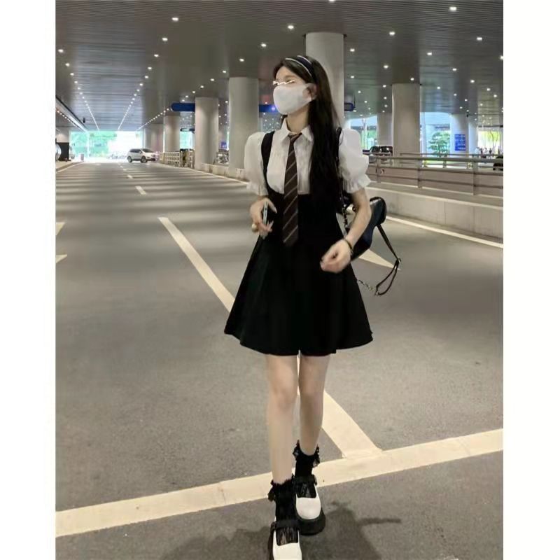 스파이스 걸스 JK 유니폼 퍼프 슬리브 셔츠 스트랩 플리츠 스커트 2 피스 세트 작은 블랙 스커트 스트랩 원피스 여성용 여름