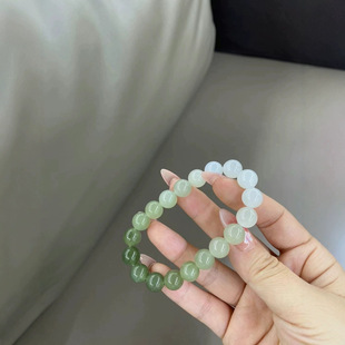 Jin Yutang Xinjiang Hotan Jade Bracelet Gradient Lake Water Green, Half Mountain and Half Water Size 10/10 Weight 27g