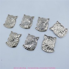 金钱豹子标识牌 金属闪片手缝标 生产缝线小金属牌 压铸工艺