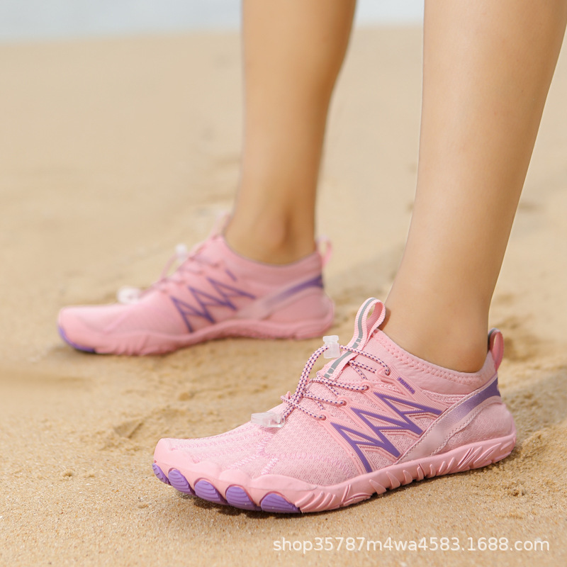 Comercio exterior nuevo al aire libre zapatos de baño para hombres y mujeres zapatos de baño de playa con cinco dedos con fugas de agua transpirables y secos rápidos zapatos de pareja