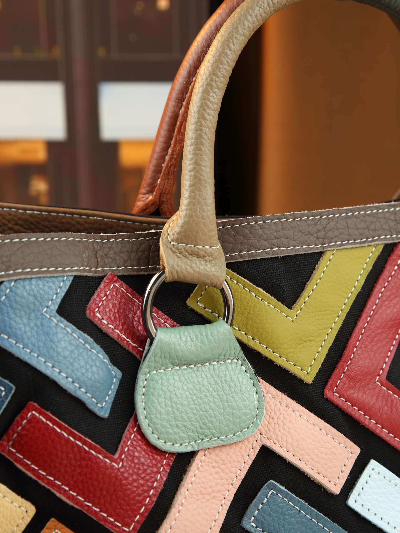 Retro Genuine Leather Handbag Large Capacity Women's Letter Bag_voghion.com