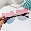 Trend children's fashionable cute sunglasses, cartoon glasses, with little bears