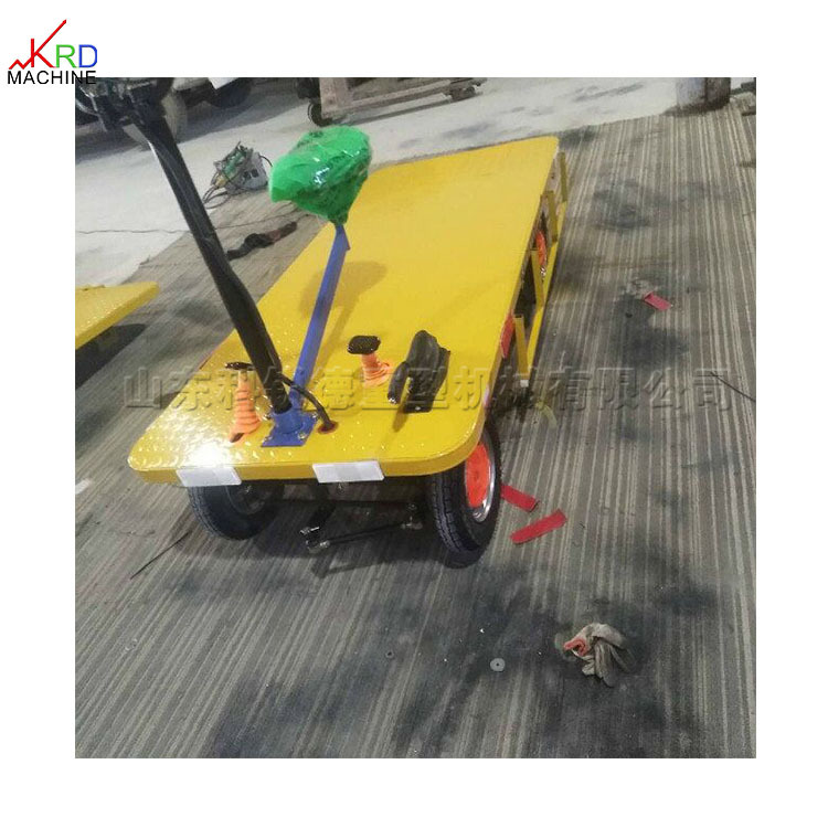 铁路建设混凝土运输平板车 座驾式电动前进后退车 四轮电动搬运车