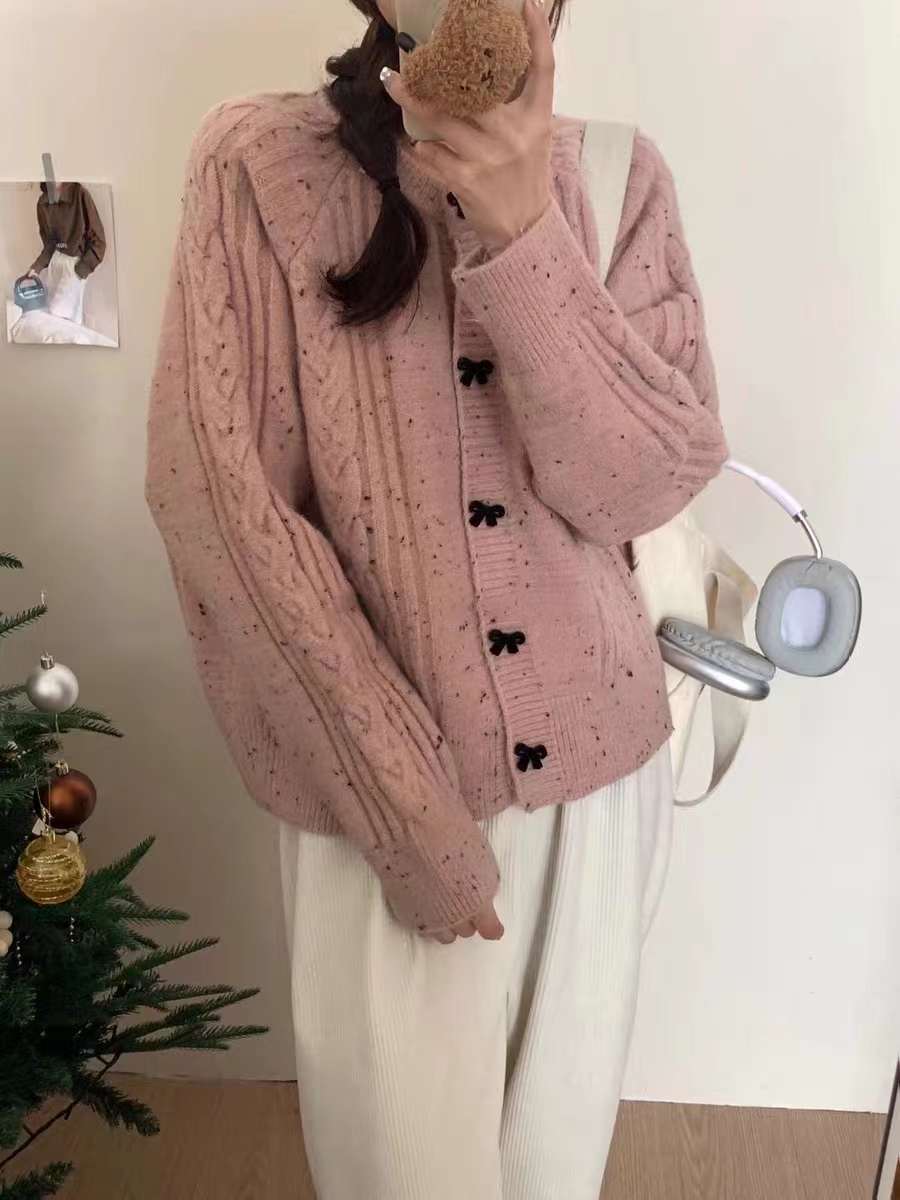 24 Dongpuyuan suave arco de estilo coreano abrigo de punto de diseño femenino sensación pequeña