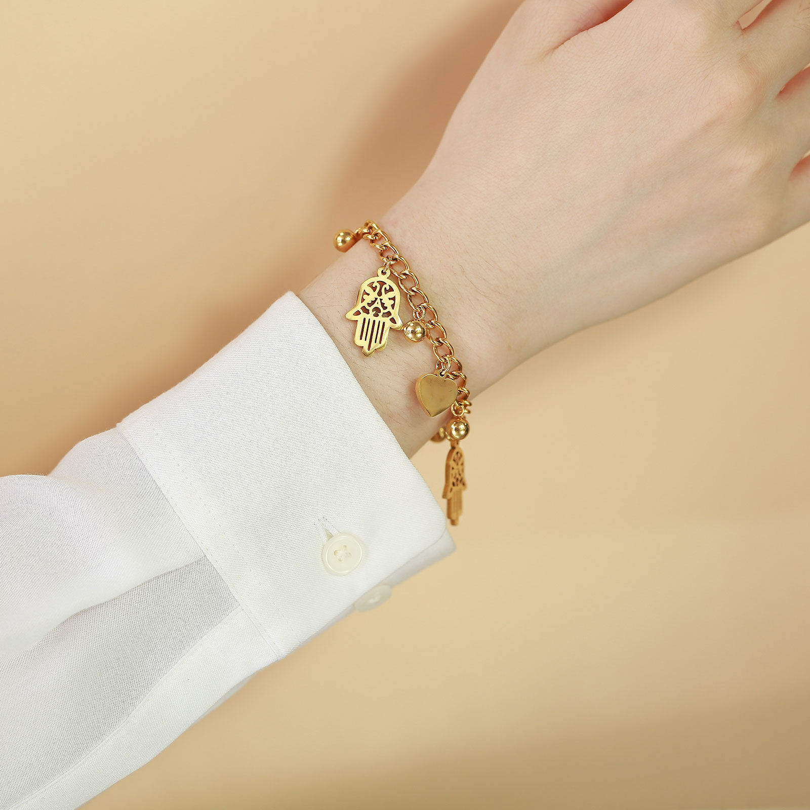 Retro Portrait Titanium Steel Bracelets Heart Ornaments Stainless Steel Rings