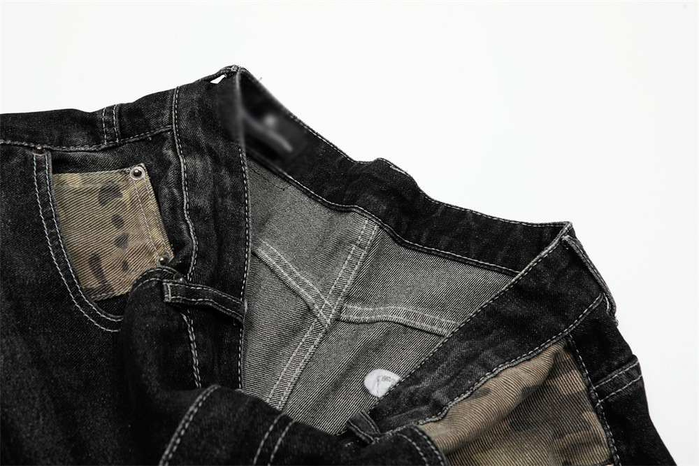 Pantaloncini di jeans camo patchwork da uomo effetto distressed_voghion.com