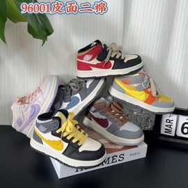 星童空间儿童高帮男童鞋子冬季新款女童板鞋轻便休闲鞋一手码批发