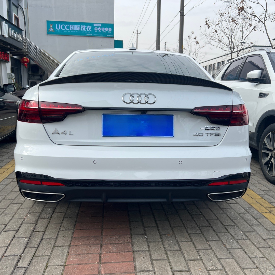 Suitable for Audi 17-25 Models A4Ls4 Modified K-Style Arc Tail Wing B9 Rear Spoiler Fixed Wind Tail Wing in Glossy Black