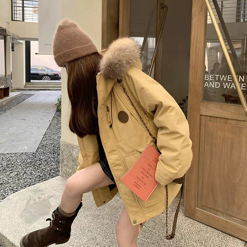 Желтая женская зимняя куртка-парка 2025 года, новая модель, с большим меховым воротником, рабочая, модная, на толстом белом утином пуху