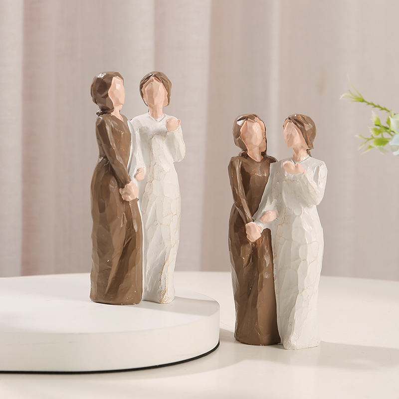 Sisters Love character statue resin decoration holiday memorial home hallway bookcase desktop decoration crafts
