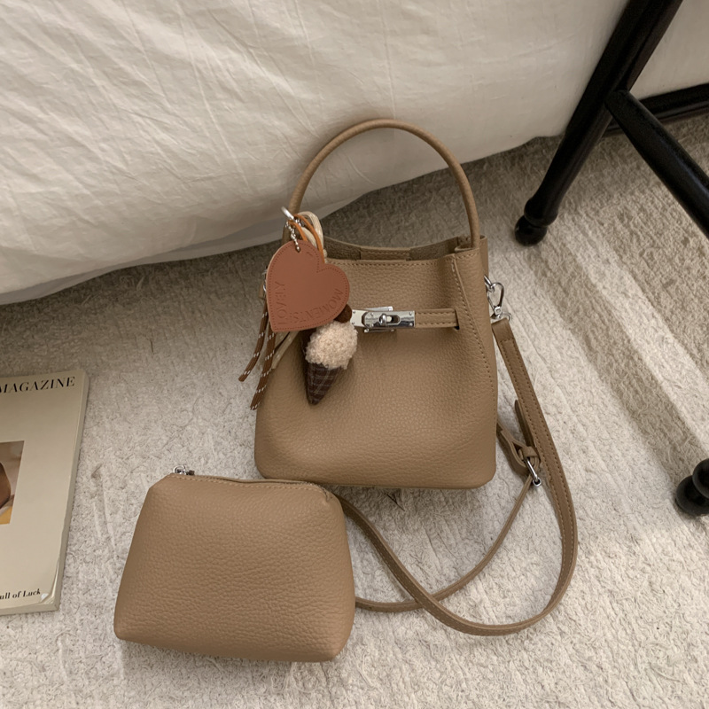 Luxury Lychee Grain Handbag For Women 2026 New Soft Leather Bucket Bag Versatile Commuter Crossbody Bag - Thumbnail 6