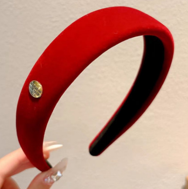 # 190 red metal oval wide-brimmed headband