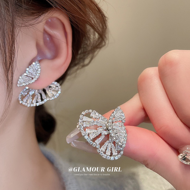 Pendientes de mariposa de circón de dos piezas de aguja de plata pendientes de Corea del Sur dulces exquisitos pendientes de lujo elegantes de alto grado para las mujeres