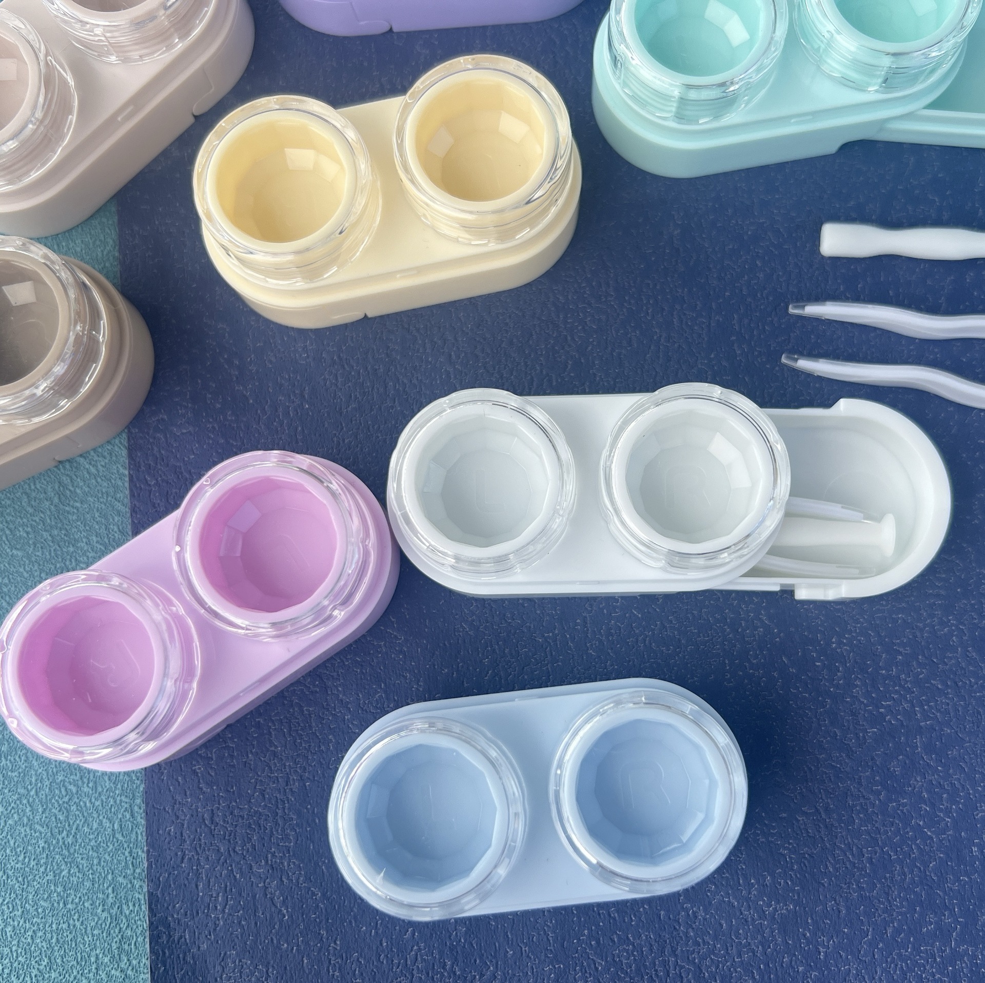 F68674F1A7CCDD42604029371B389E