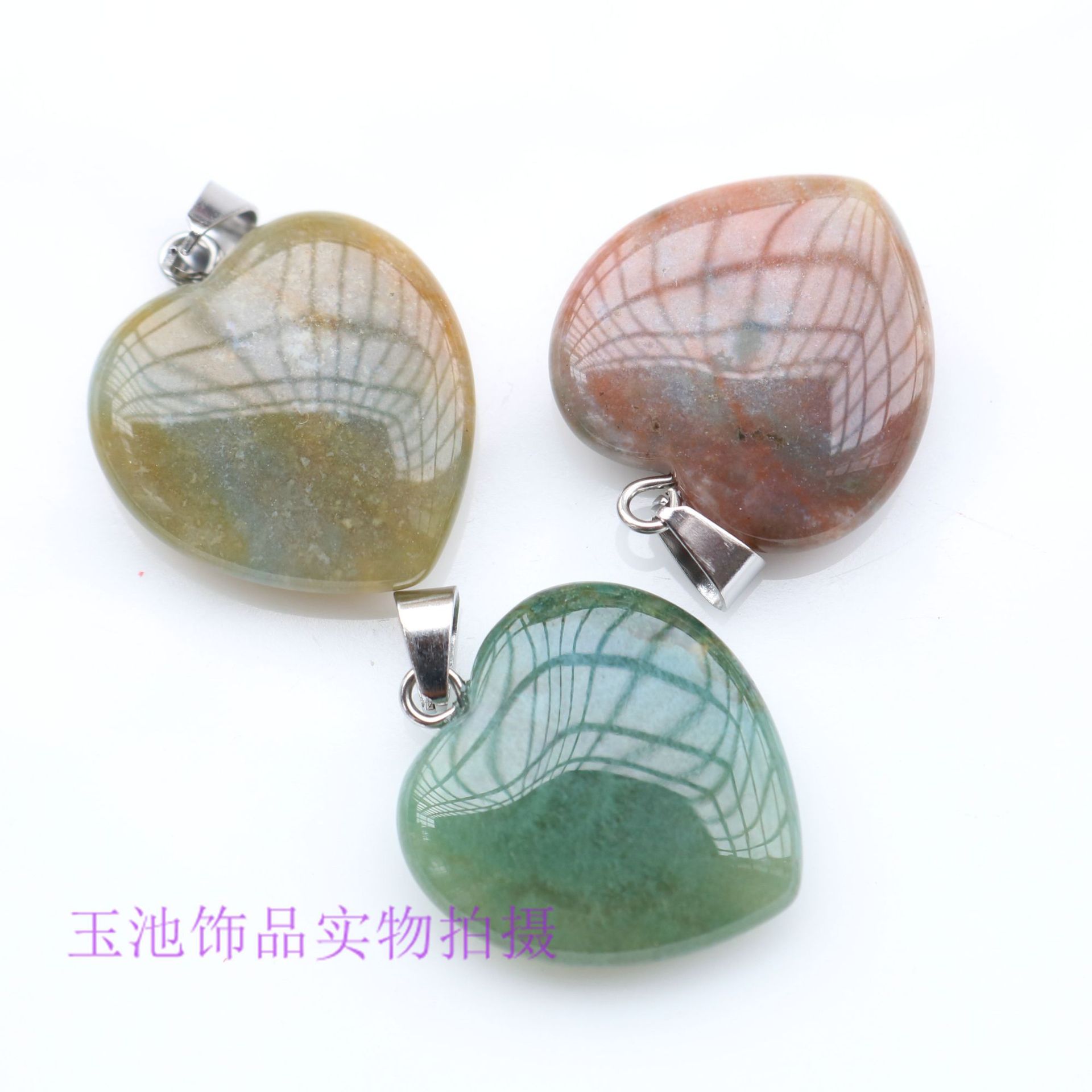 Venta transfronteriza de amor amor amor amoroso colgante verde Dongling pequeño corazón de melocotón colgante orejas accesorios diy