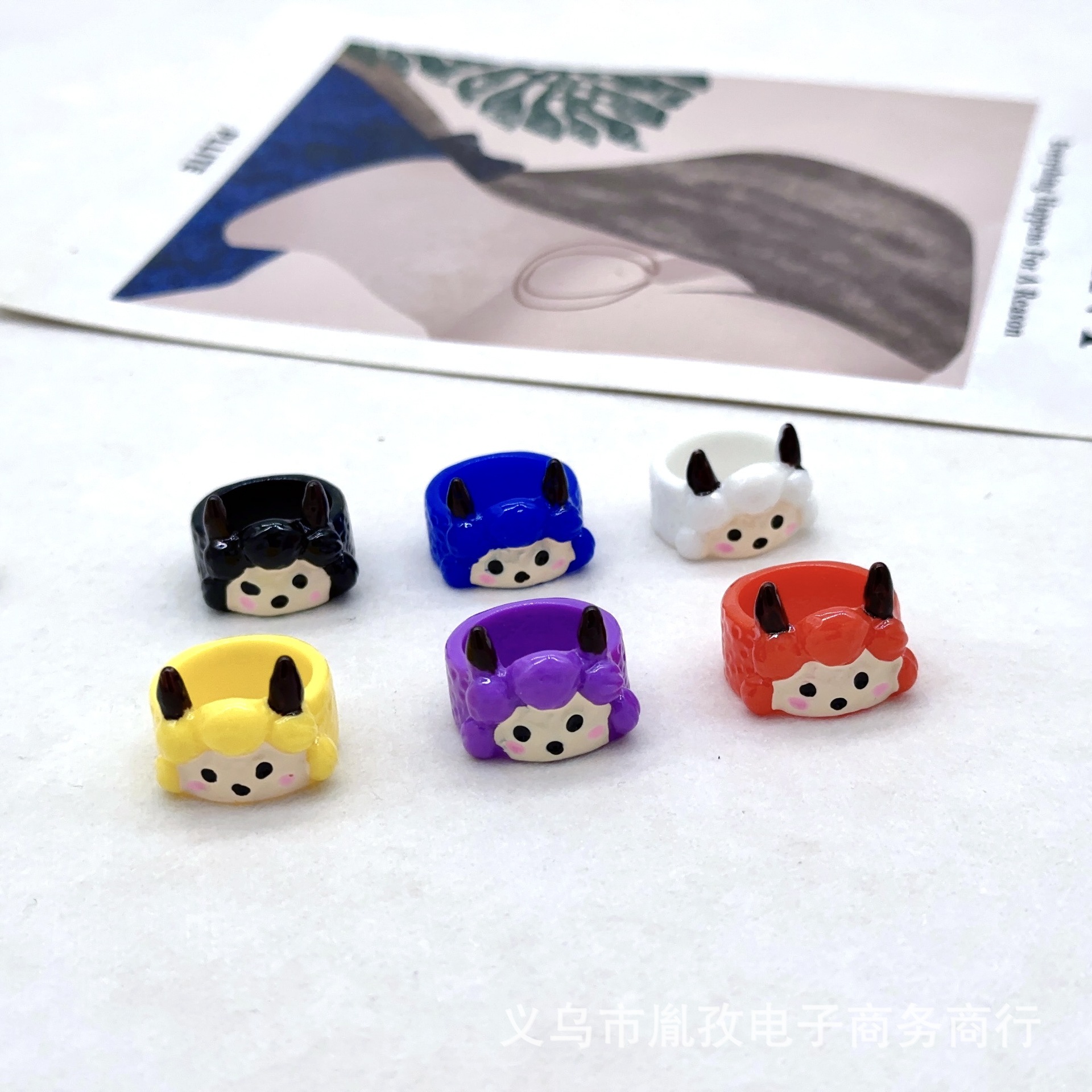 Transfronterizo nueva venta caliente multi-color creativo personalidad de dibujos animados Tres dimensiones ovejas resina anillo diversión joyería decorativa