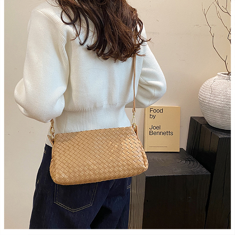 311g Weight Polyester Lining Material Weave Fashion Element Zipper Closure Type Single Shoulder Strap Strap Type Shoulder Bag Bags Type Casual, Daily, Shopping Occasion Pu Leather Material Solid Color Pattern All Seasons Season Women's Gender Basic Style Square Shape Women's Pu Leather Solid Color Basic Weave Square Zipper Shoulder Bag 11