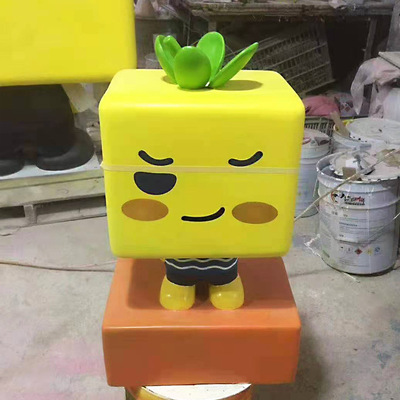 供应玻璃钢公仔造型商场店铺形象卡通玩偶摆件彩绘渐变出厂价