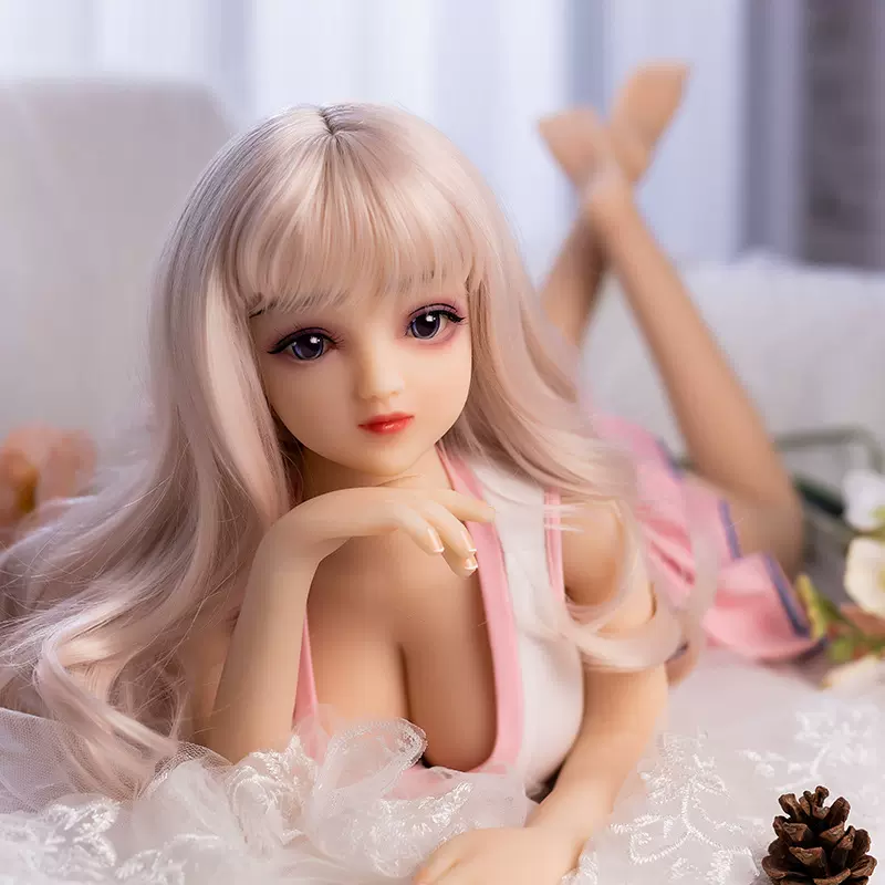 全实体硅胶娃娃动漫二次元男用可插带骨架小型手办非充气情趣用品