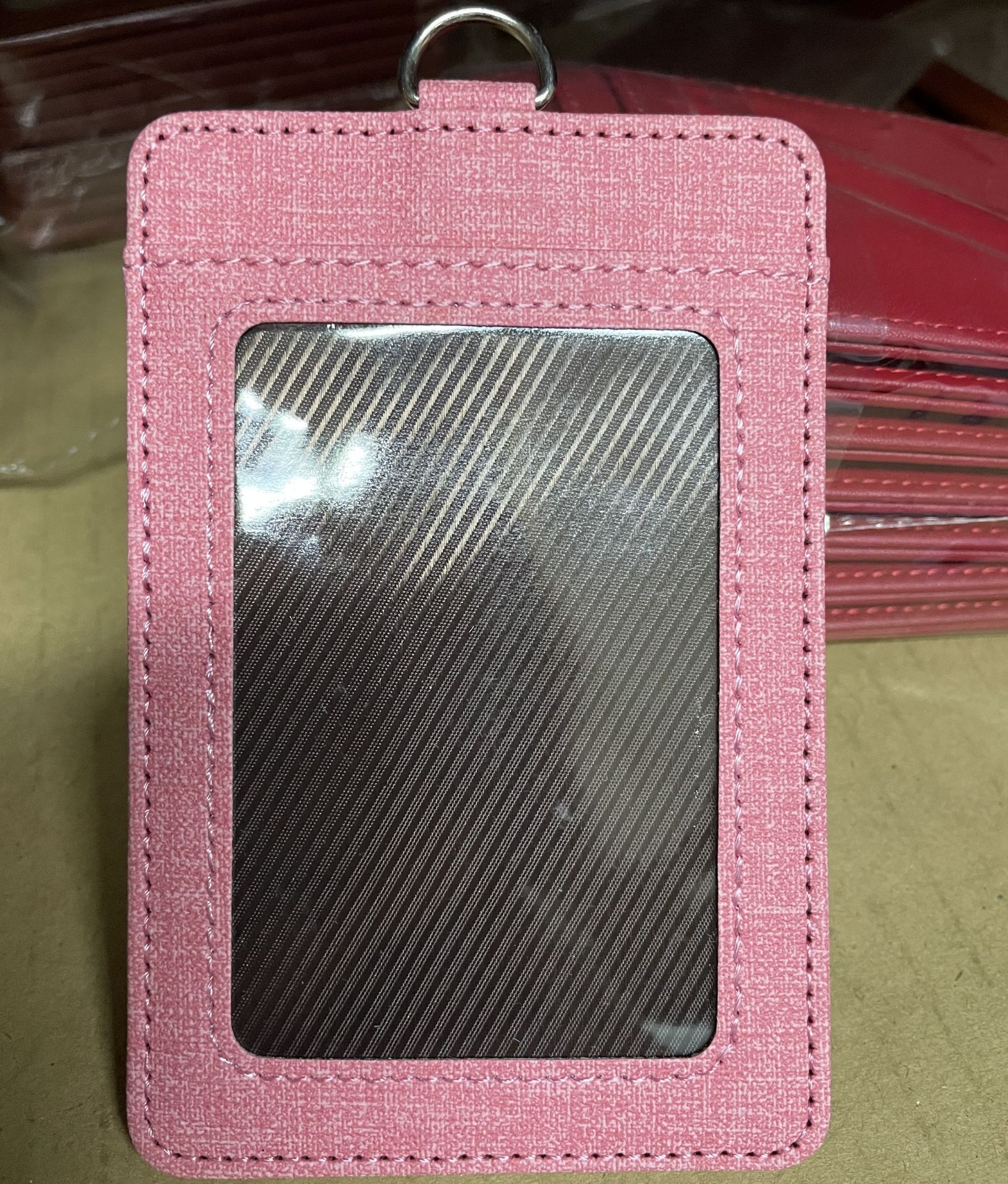 Fábrica al por mayor titular de la tarjeta de Trabajo de La PU imitación de cuero Tarjeta de Identificación estudiante insignia titular de la tarjeta de trabajo