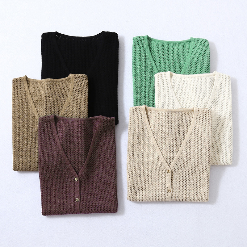 Versatile Spring and Autumn Layered Knitted Vest V-Neck Cardigan with Silk Vintage Hollow Sweater Vest Versatile Spring and Autumn Layered Knitted Vest V-Neck Cardigan with Silk Vintage Hollow Sweater Vest