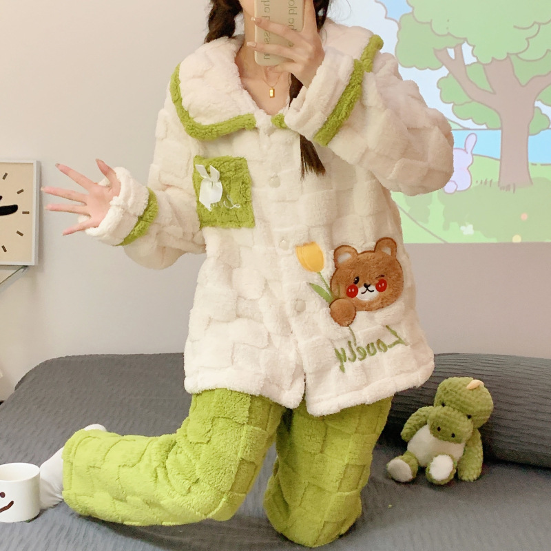 Estilo coreano japonés Otoño e Invierno pijamas de las mujeres felpa engrosada caliente dulce chica más tamaño cardigan desgaste del hogar se puede usar fuera