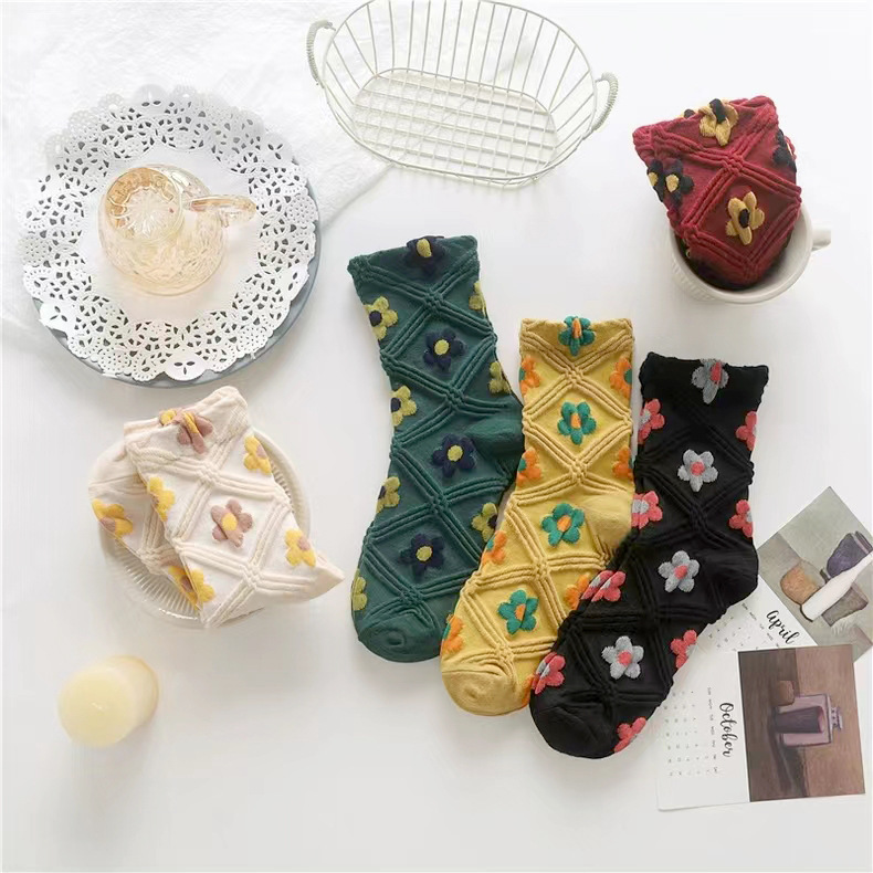 Women's socks cotton socks new three-dimensional pattern Internet celebrity ins trendy all-match girls' stockings women's retro cotton Women's socks cotton socks new three-dimensional pattern Internet celebrity ins trendy all-match girls' stockings women's retro cotton