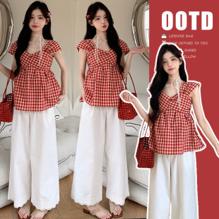 Maternity suit 2025 New French Retro Red Plaid Sweet Top Wide Leg Pants Two-piece Maternity Dress