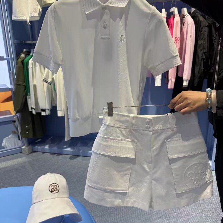 26 New Summer Golf Shorts for Women, High-Waisted Cargo Shorts, Casual Pants with Multiple Pockets, Stylish Commuter Wear, Sporty Pants