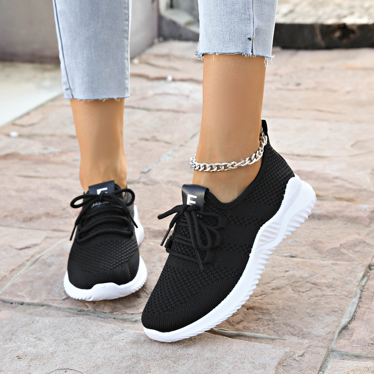 Zapatos deportivos de mujer primavera y otoño nuevo comercio exterior transfronterizo suave zapatos de red ligeros zapatos transpirables zapatos de carrera casuales mujeres