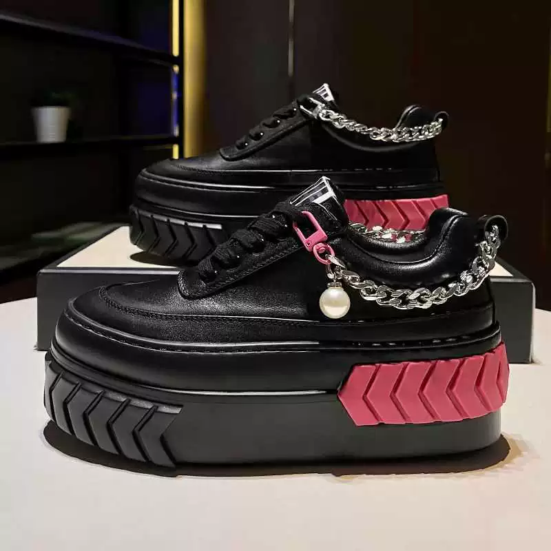Белые туфли, увеличивающие внутренний рост Интернет-знаменитостей, женские весенне-осенние новые универсальные туфли на платформе с толстой подошвой на цепочке для папы, модная обувь