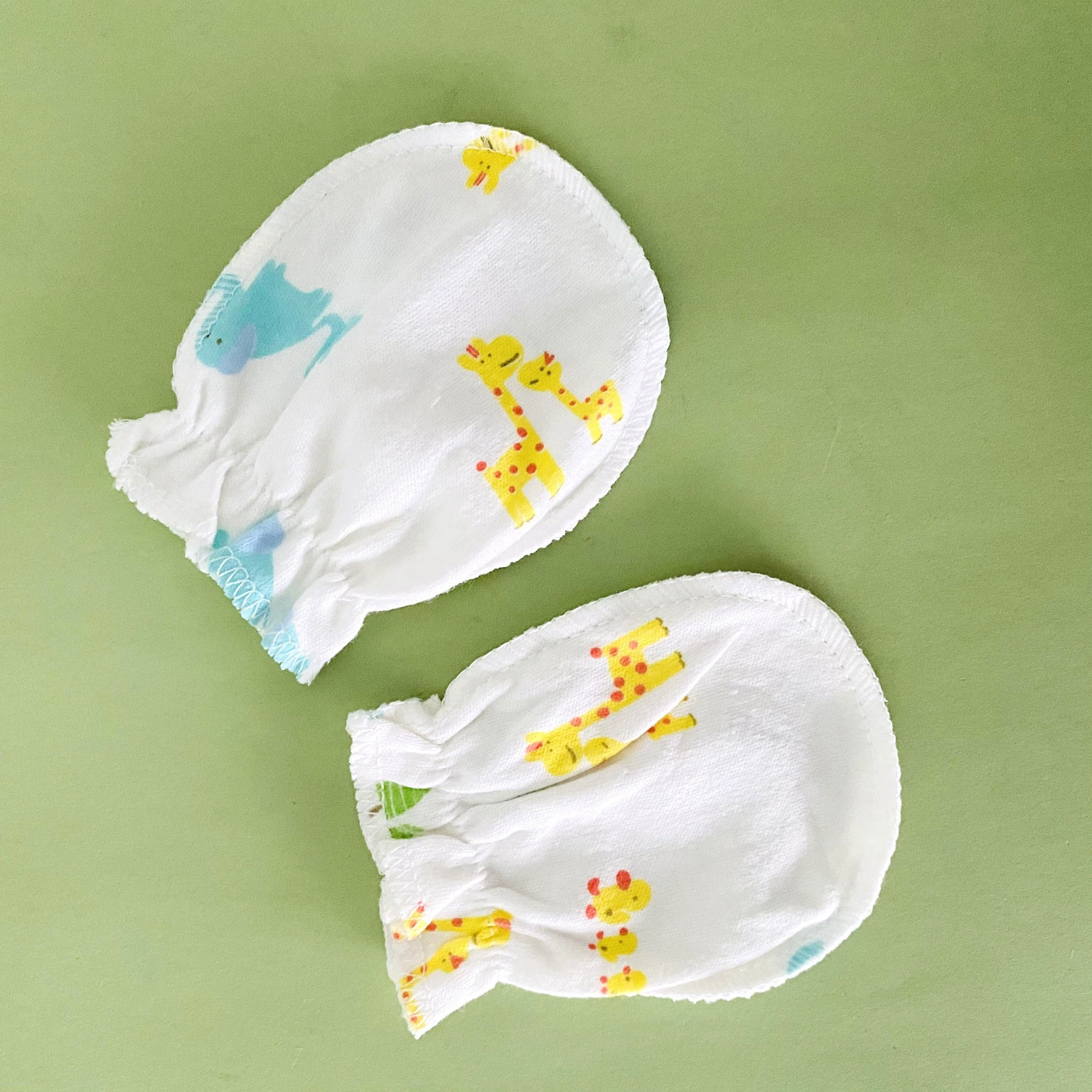 Детские перчатки без царапин, хлопковые новые-born gloves, один размер 10×8 см, мультиколор