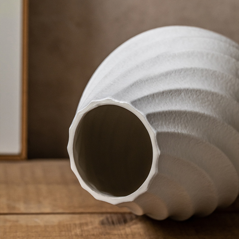 Art Conch Jarrón B & B Escultura en relieve retro Muebles para el hogar de nicho Exportación transfronteriza Decoración de cerámica Decoración