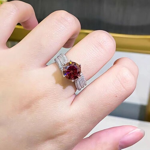 Live broadcast new hot selling 3 carat pigeon egg III love zircon three row full diamond line ring