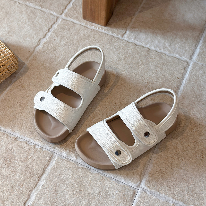 Moda infantil versátil botellas de verano 2026 nuevas niñas zapatos de playa casuales zapatos de sandallas para niños image 4