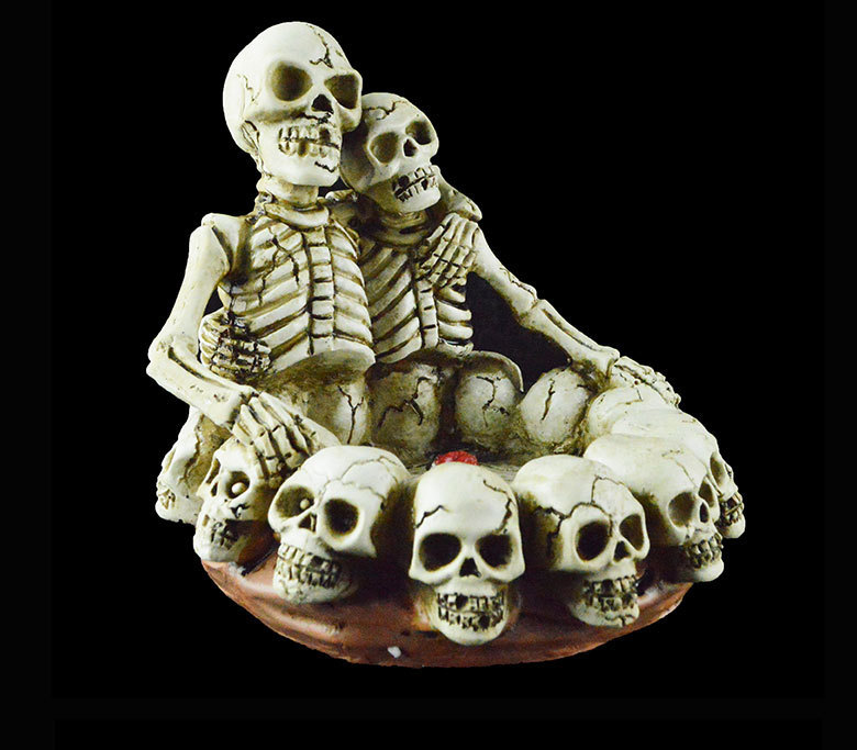 Creative personality skull ashtray resin decoration home boyfriend gift gift exhibition ashtray