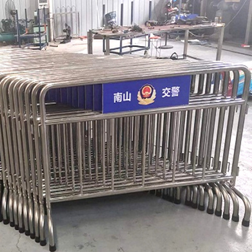 Urban road, community road, rural road, public road, guardrail, municipal separation, stainless steel iron horse railing