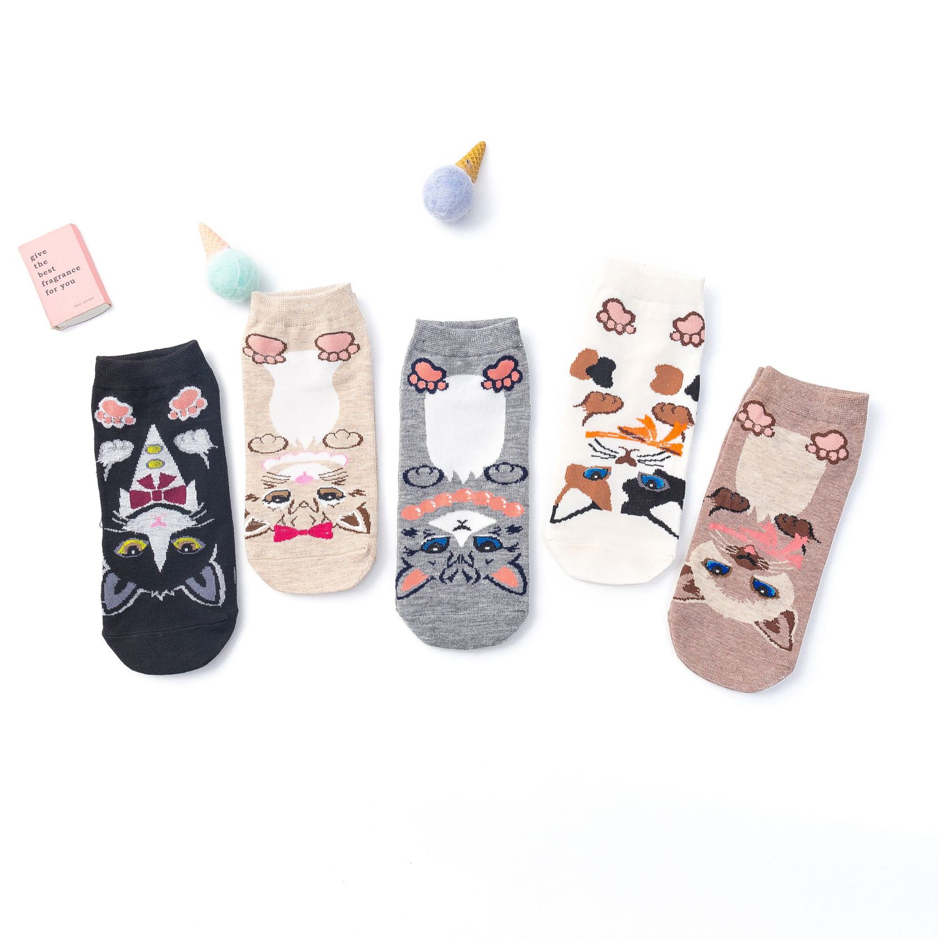 Primavera y verano nueva caricatura Comercio exterior Calcetines de barco de mujer estilo universitario boca baja calcetines invisibles ins estilo japonés calcetines cortos de moda