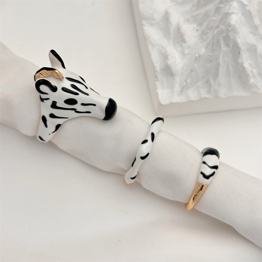 20g Weight Rings Classification 3 Pieces Set Quantity Daily Occasion Iron, Copper Material Zebra Pattern All Seasons Season Women's Gender Plating Design Cute, Simple Style Style Cute Simple Style Zebra Iron Copper Plating Women's Rings 4