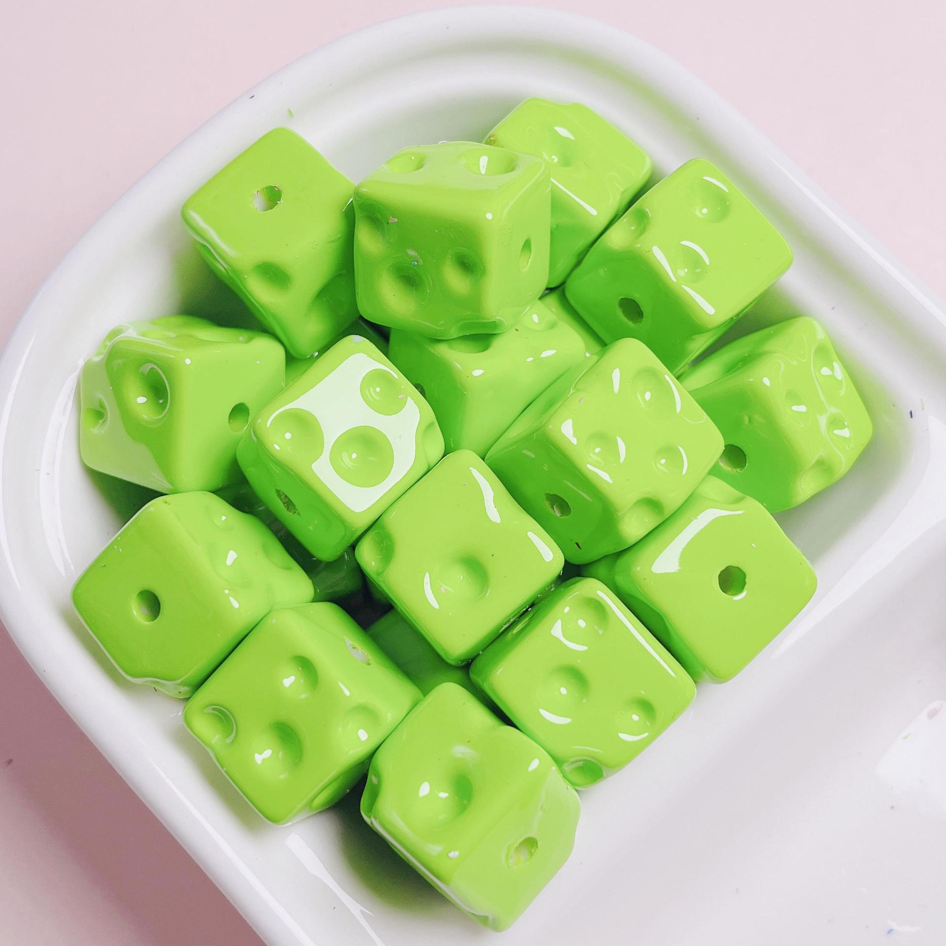 Acrílico color caramelo queso agujero recto beads diy accesorios de joyería de cadenas de teléfonos móviles colgantes de beads sueltos llaveros beads