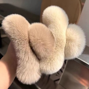 ��H��ëëץ�A�߼����p�ݾW�t�l�AŮ���X���¿�߶����~�A�Ʒ