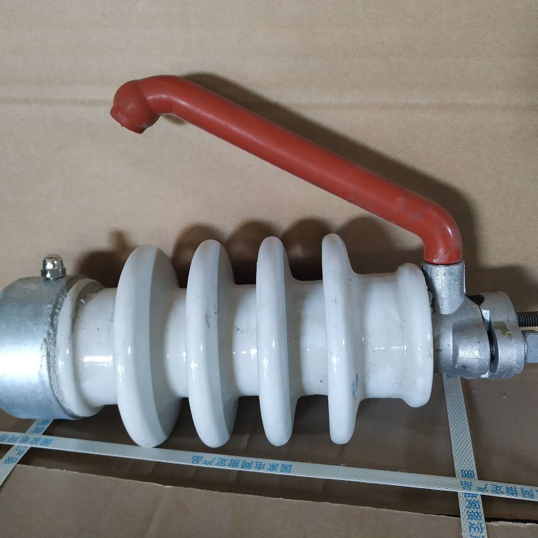 耐张10KV 厂家批发故障识别高压陶瓷FEG-12/5柱式防雷绝缘子