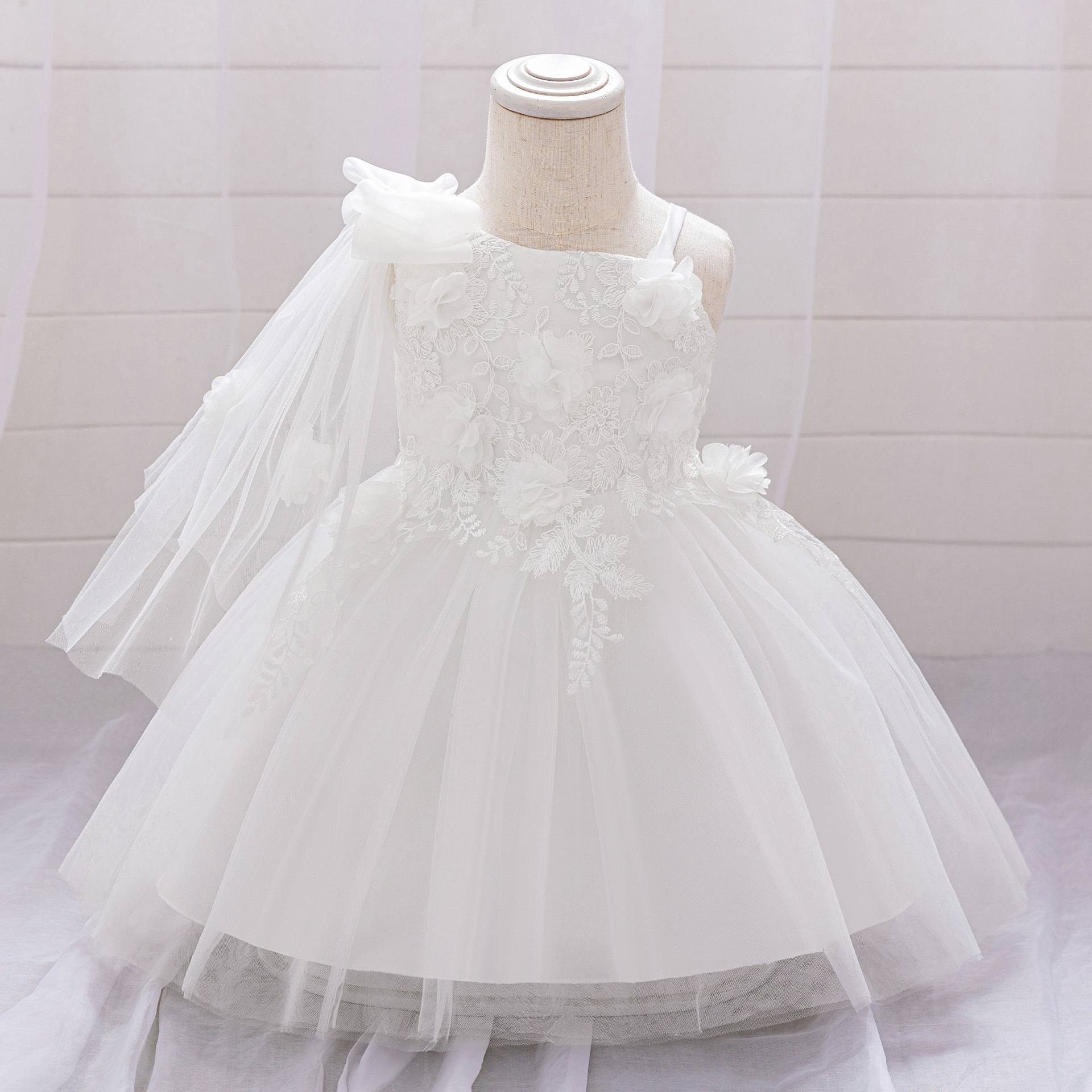 Vestido de lacio de fábrica vestido de novia blanco vestido de vestir chal vestido de princesa hinchada para niños