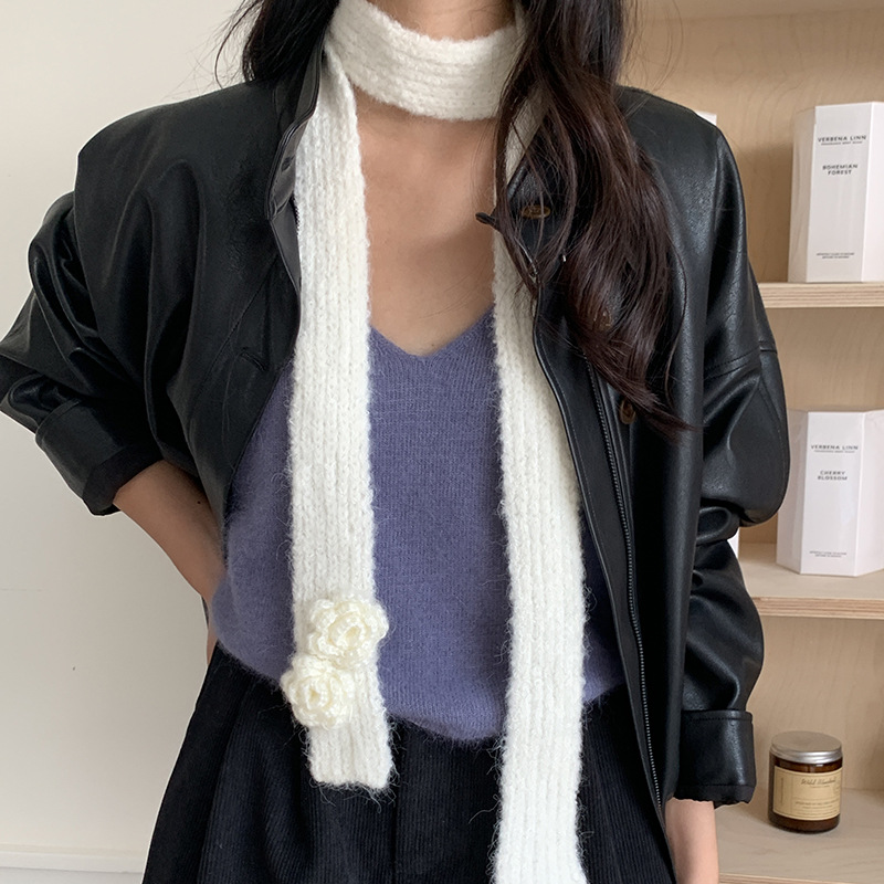 Buñuelo largo de invierno femenino estilo coreano decoración universal pequeña bufandas pequeñas fragancias de ganchillo a mano rosa de punto collar