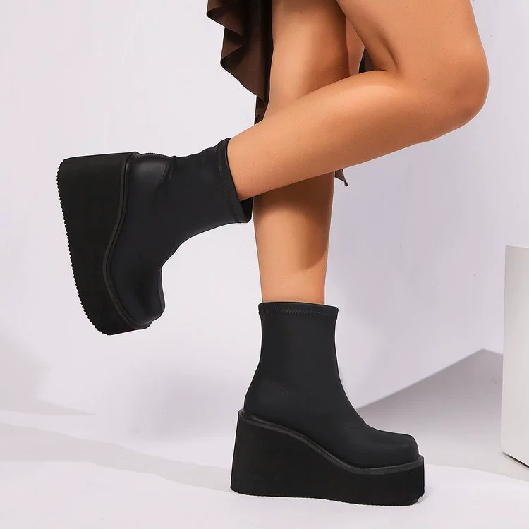 Большой размер внешней торговли 2024 Весна и осень толстая подошва квадратная голова повседневные эластичные сапоги модные женские сапоги Мартин сапоги женская обувь