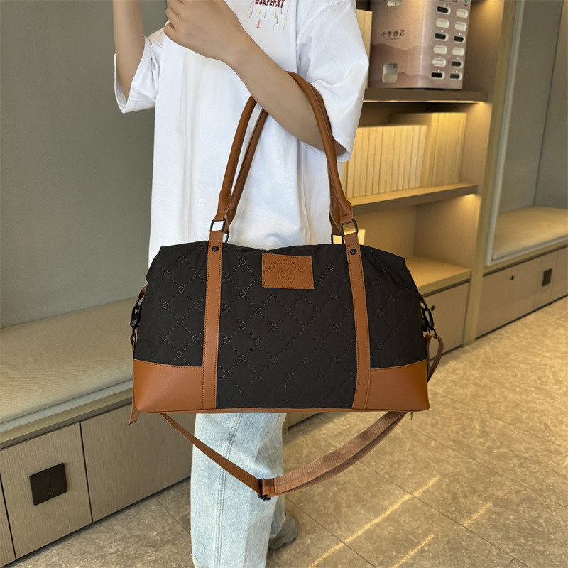 Bolso de viaje corto de gran capacidad, versión coreana de moda para deportes de yoga y fitness, bolso tipo mensajero para viajes de negocios cortos_voghion.com