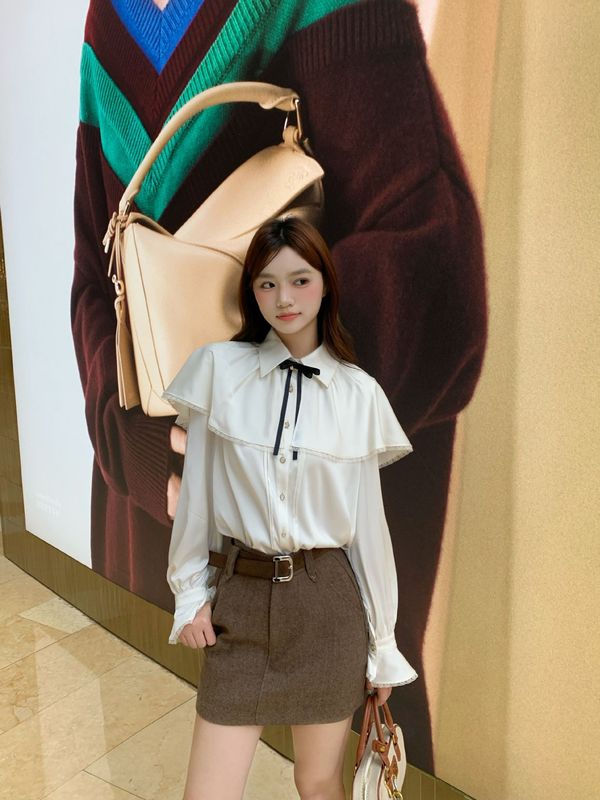 topchanlin2025十三行秋法式翻领斗篷设计垂感喇叭袖衬衣雪纺衫女|undefined