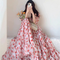 绝美气质连衣裙女2025夏季新款轻奢高级感大裙摆海边度假风长裙